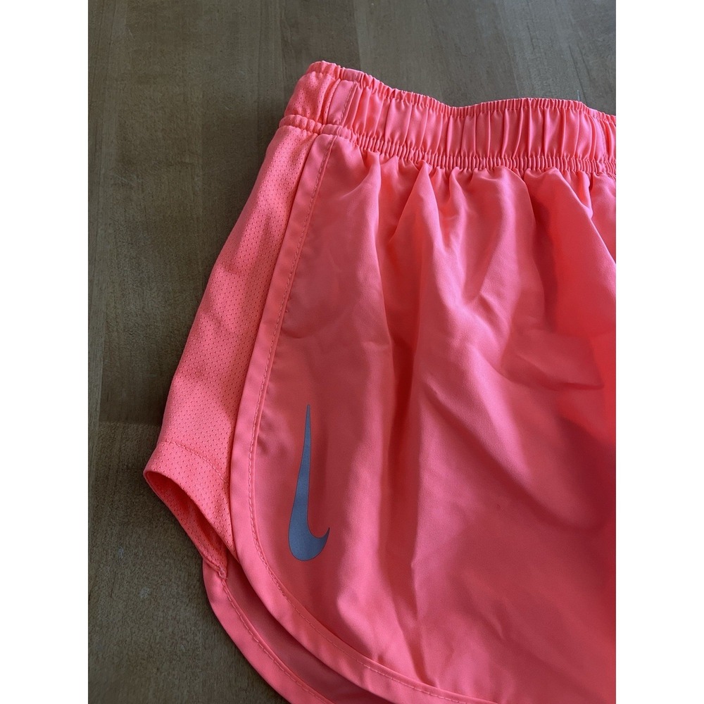 Nike Fast Dri Fit Tempo Short Womens Sz M Medium Coral Orange Athletic Run Track - Picture 2 of 9